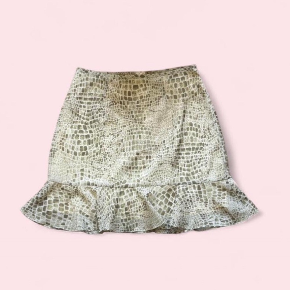 VTG y2k XOXO Green Snake Print Ruffle hem Mini skirt